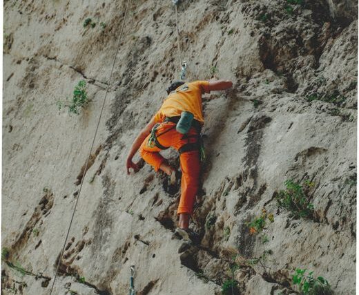 Cățărare și via ferrata în zona Brașovului — Brasov Visitor