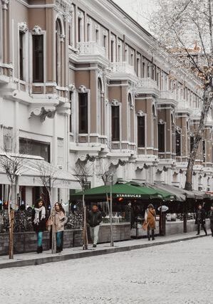 Cafenele cu specific istoric în centrul vechi al Brașovului — Brasov Visitor